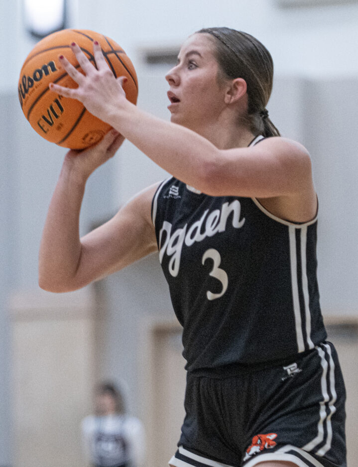 Girls basketball playoffs: Leite lifts Layton Christian girls over ...